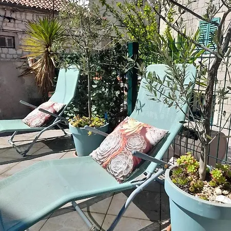 룸스&아파트먼트 라스타 스플리트